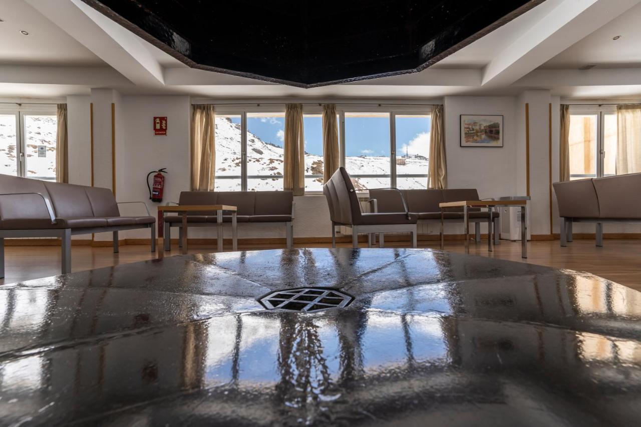 Albergue Inturjoven Sierra Nevada Buitenkant foto