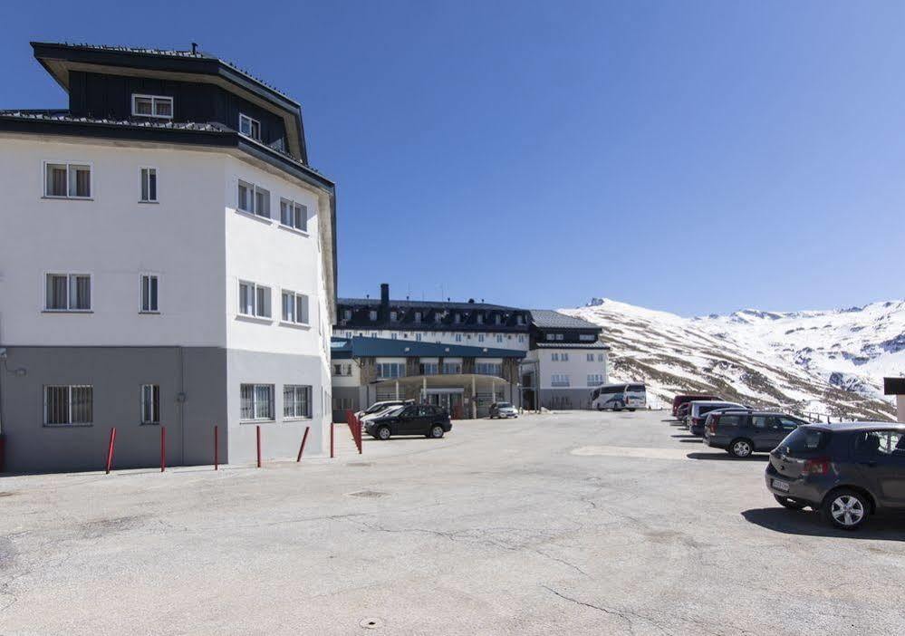Albergue Inturjoven Sierra Nevada Buitenkant foto